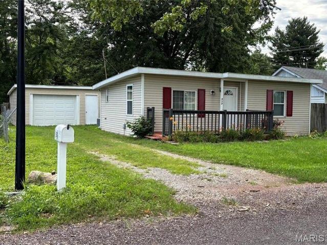 House for sale in Belleville, Illinois