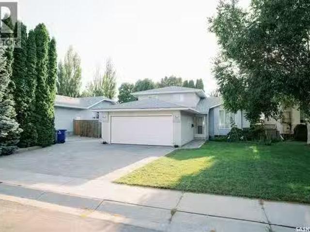 House for sale in Silverspring, Saskatoon
