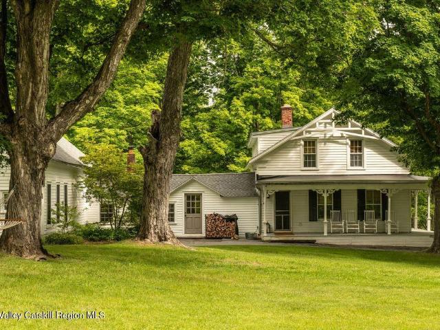 House for sale in Acra, New York