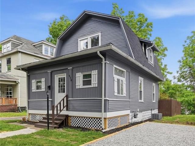House for sale in New Castle, Pennsylvania
