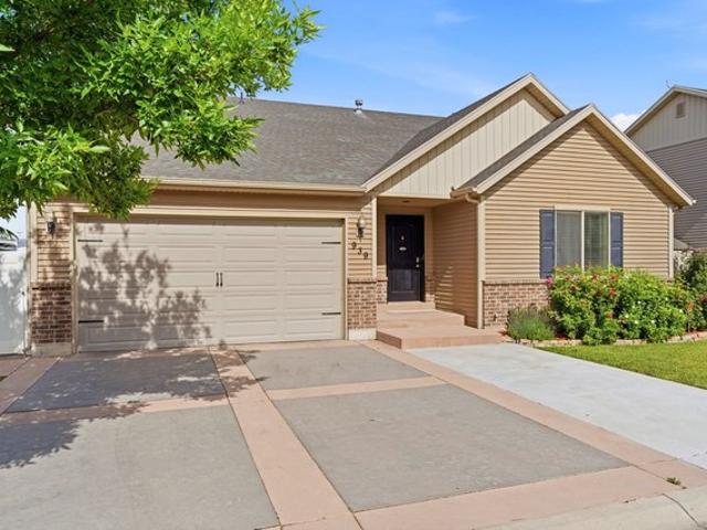 House for sale in Cache, Utah