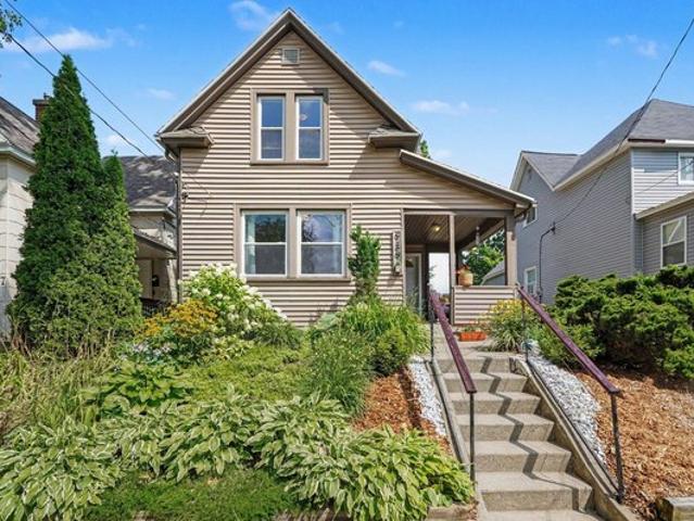 House for sale in Third Ward, Grand Rapids