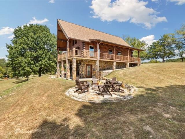 House for sale in Ark