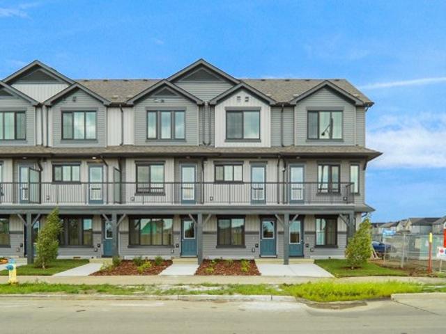 Townhouse for sale in Wedgewood, Alberta