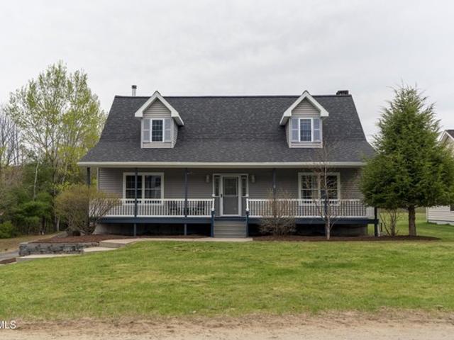 House for sale in Saratoga, New York