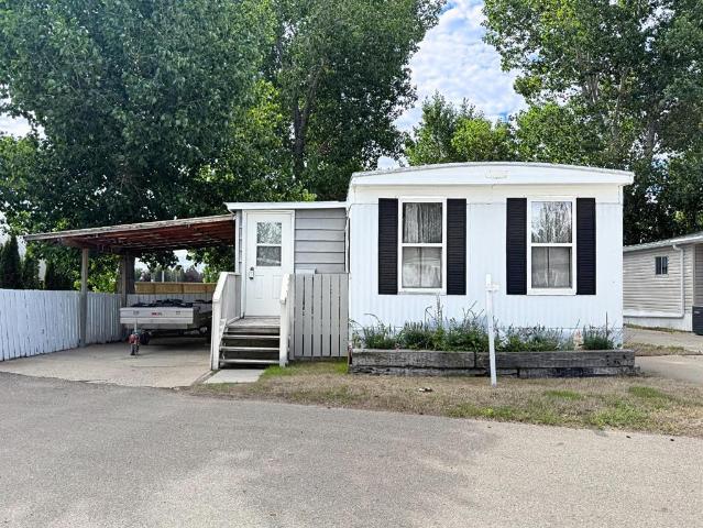 Property for sale in Medicine Hat, Alberta