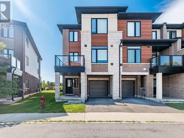 House for sale in Ancaster, Ontario