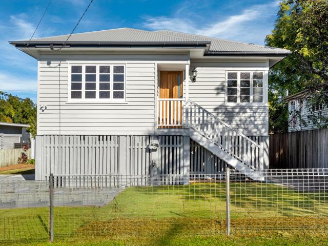 Apartment for rent in Cannon Hill, Greater Brisbane