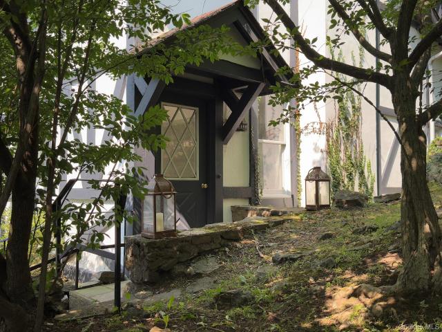 House for sale in Southfields, New York