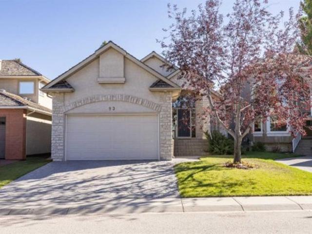 House for sale in Coach Hill, Calgary