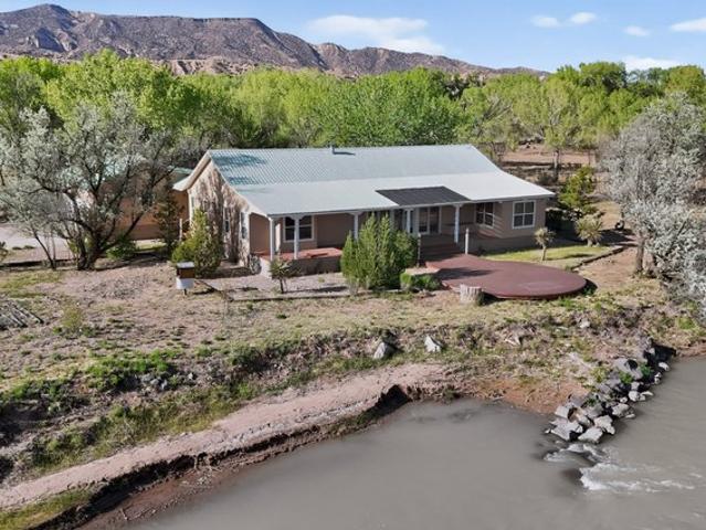 House for sale in Abiquiu, New Mexico