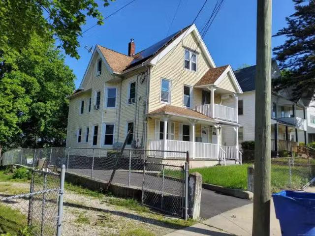 House for rent in Waterbury