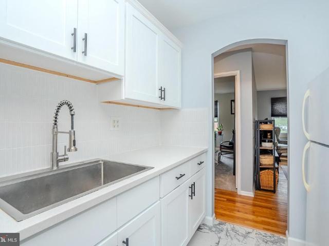 Condo for sale in Edison, New Jersey