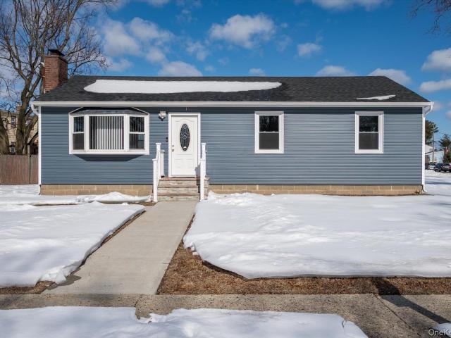 House for sale in Babylon, New York