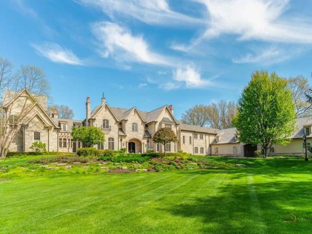 House for sale in Barrington, Illinois
