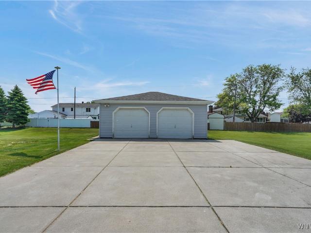 House for sale in Cheektowaga