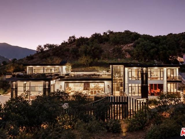 House for sale in Westlake Village, Los Angeles County