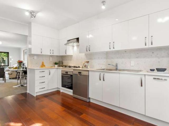 Apartment for sale in Balmoral, Oroua County