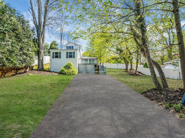 Property for rent in Smithtown, New York