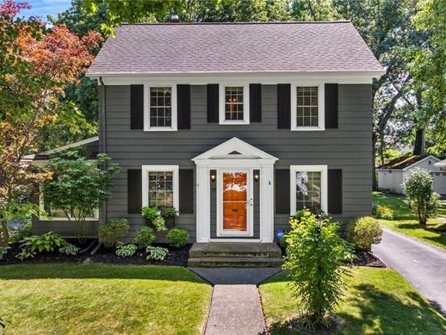 House for sale in Oak Hill, New York