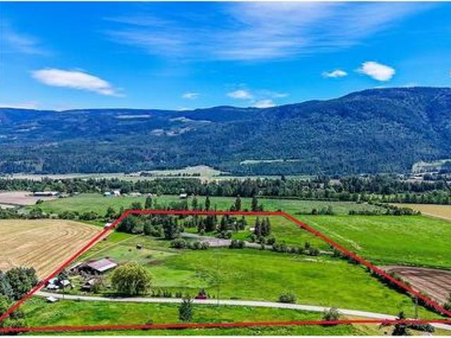 House for sale in Grindrod, British Columbia