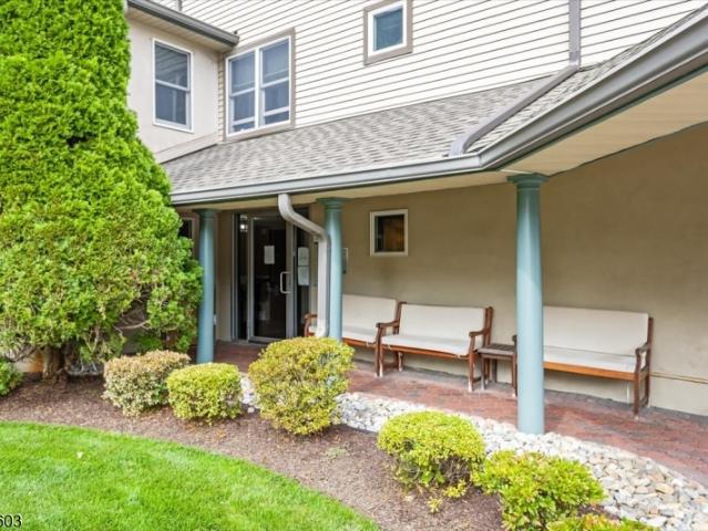 Condo for sale in Berkeley Heights, New Jersey