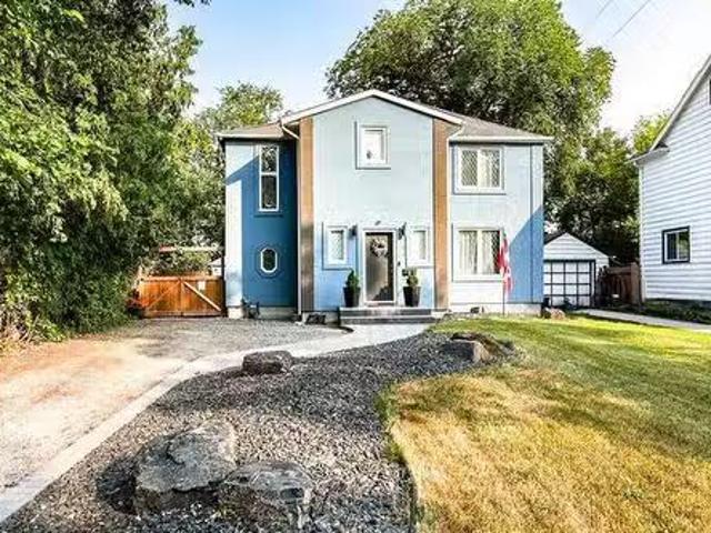 House for sale in East St. Paul, Manitoba