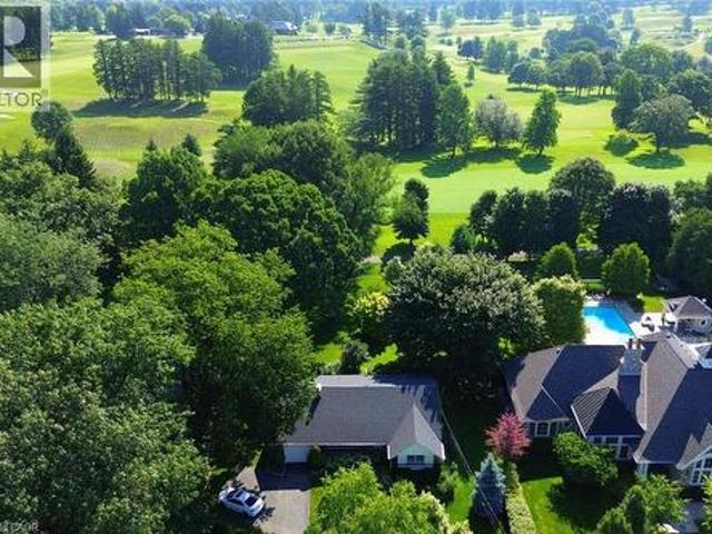 House for sale in Ancaster, Ontario