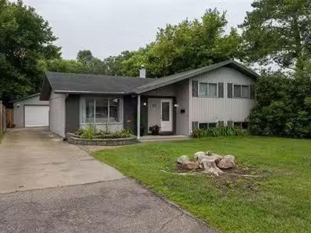 House for sale in East St. Paul, Manitoba
