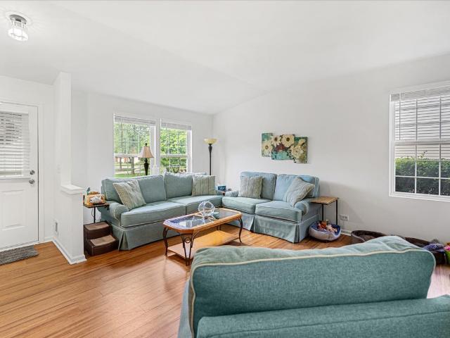 Condo for sale in Round Lake