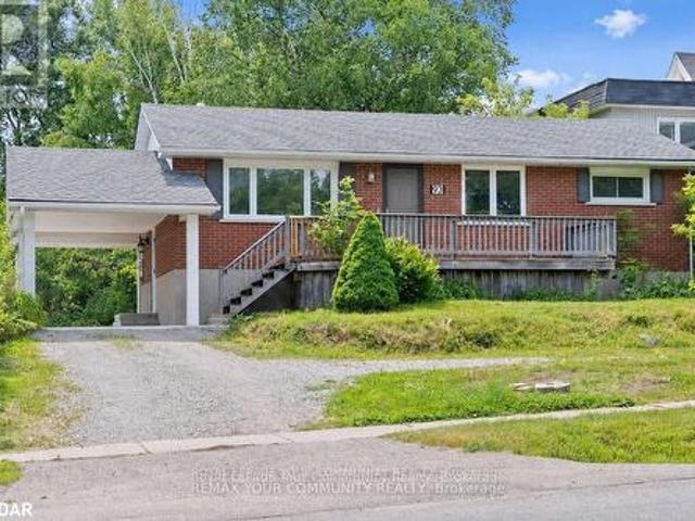 House for sale in Orillia, Ontario