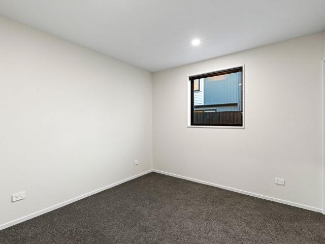 House for rent in Chaslands, Canterbury