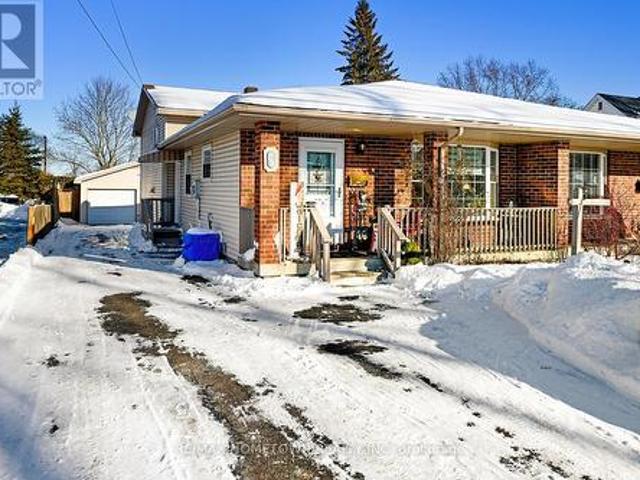 House for sale in Brockville, Ontario