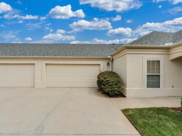 Condo for sale in Kansas