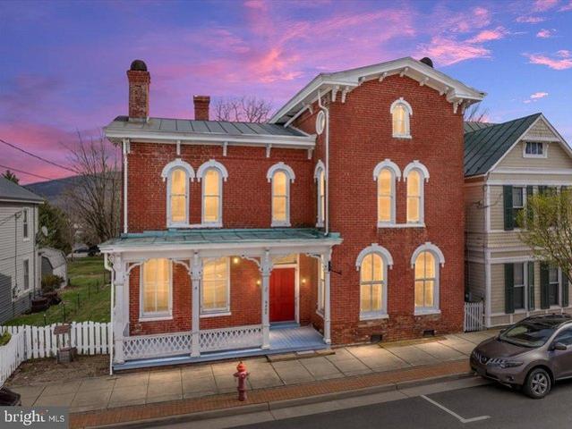 House for sale in Virginia
