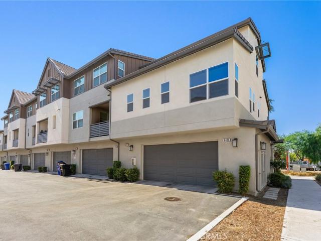 Townhouse for sale in Central South, Rancho Cucamonga
