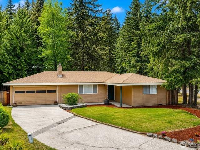 House for sale in University Place, Washington