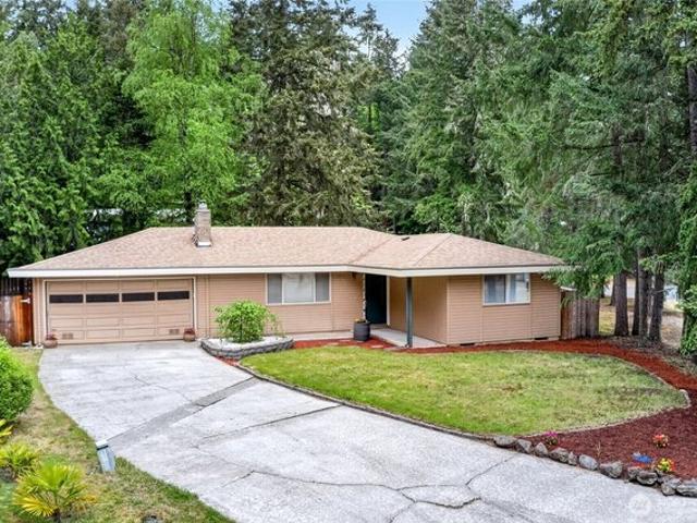 House for sale in University Place, Washington