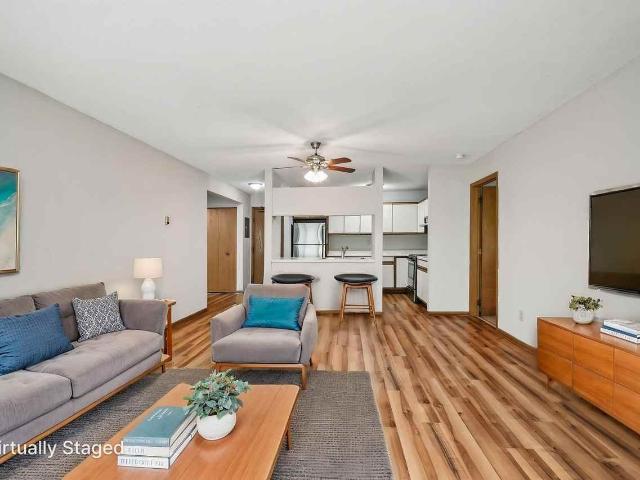 Apartment for rent in Blaine, Minnesota