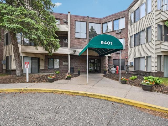 Apartment for rent in Blaine, Minnesota
