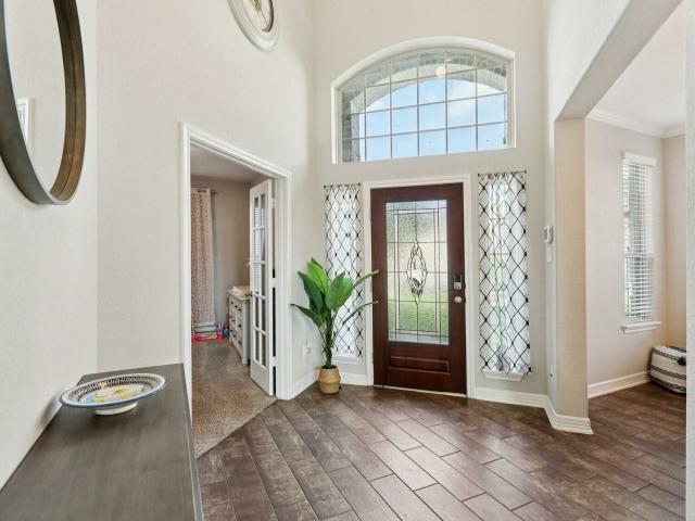 House for sale in Cypress