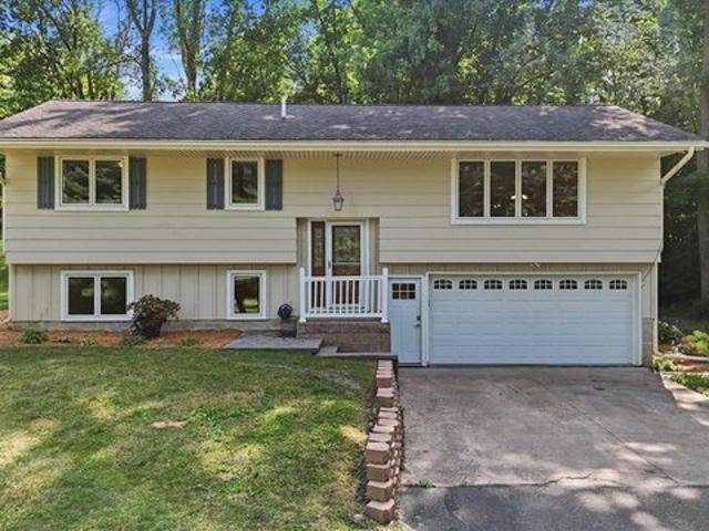 House for sale in Hennepin, Minnesota