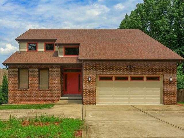 House for sale in Allison Park, Pennsylvania