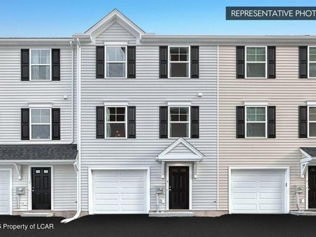 Townhouse for sale in Hazleton, Pennsylvania