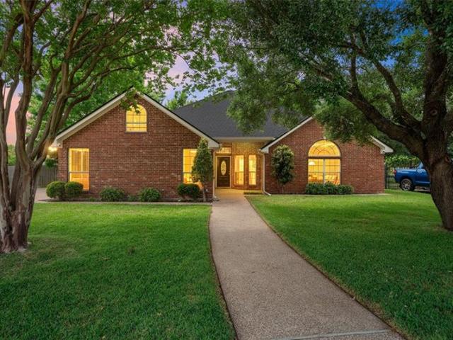 House for sale in Hewitt, Texas