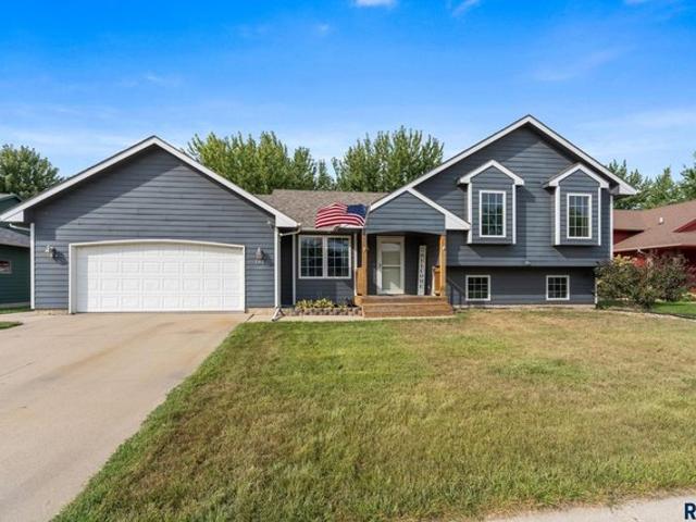 House for sale in Tea, South Dakota
