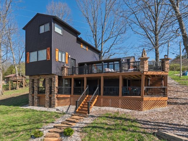 House for sale in Williamstown, Kentucky