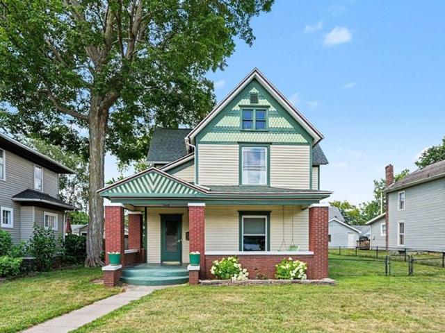 House for sale in Mishawaka, Indiana