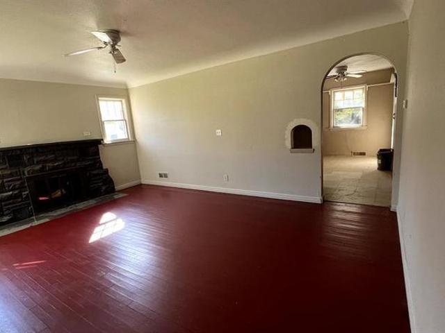 House for rent in Lansing