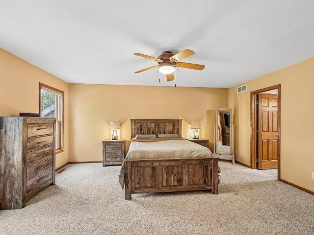 House for sale in Young America, Norwood Young America